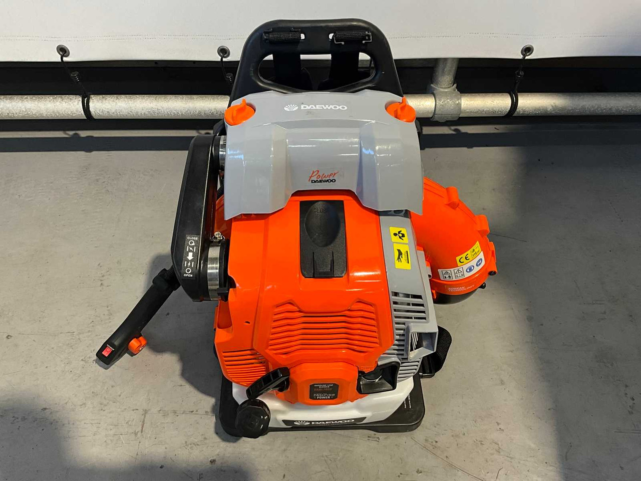 Matériel de jardinage Daewoo DABL7662