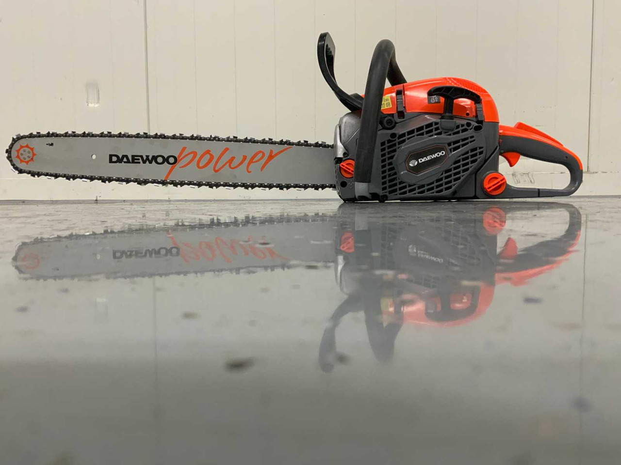 Matériel de jardinage Daewoo DCS6524