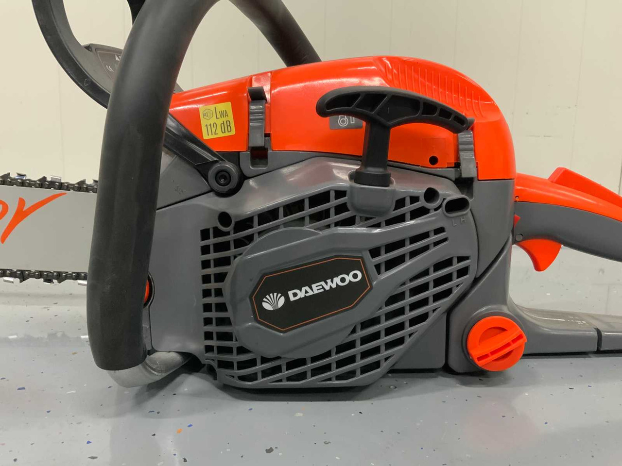 Matériel de jardinage Daewoo DCS6524