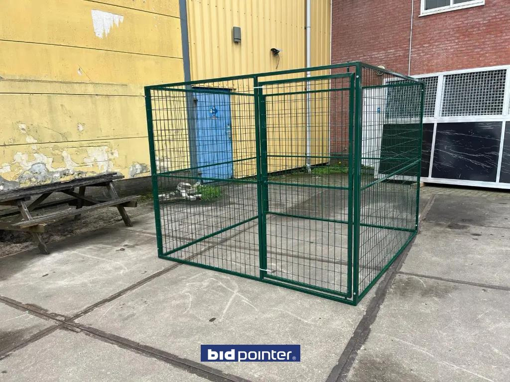 Matériel de jardinage HH Hondenkennel