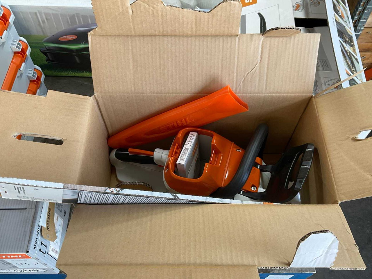 Matériel de jardinage Stihl MSA 200 CB