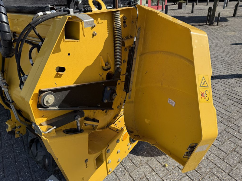 Matériel de récolte New Holland 380FP Gras Pickup