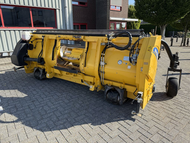 Matériel de récolte New Holland 380FP Gras Pickup