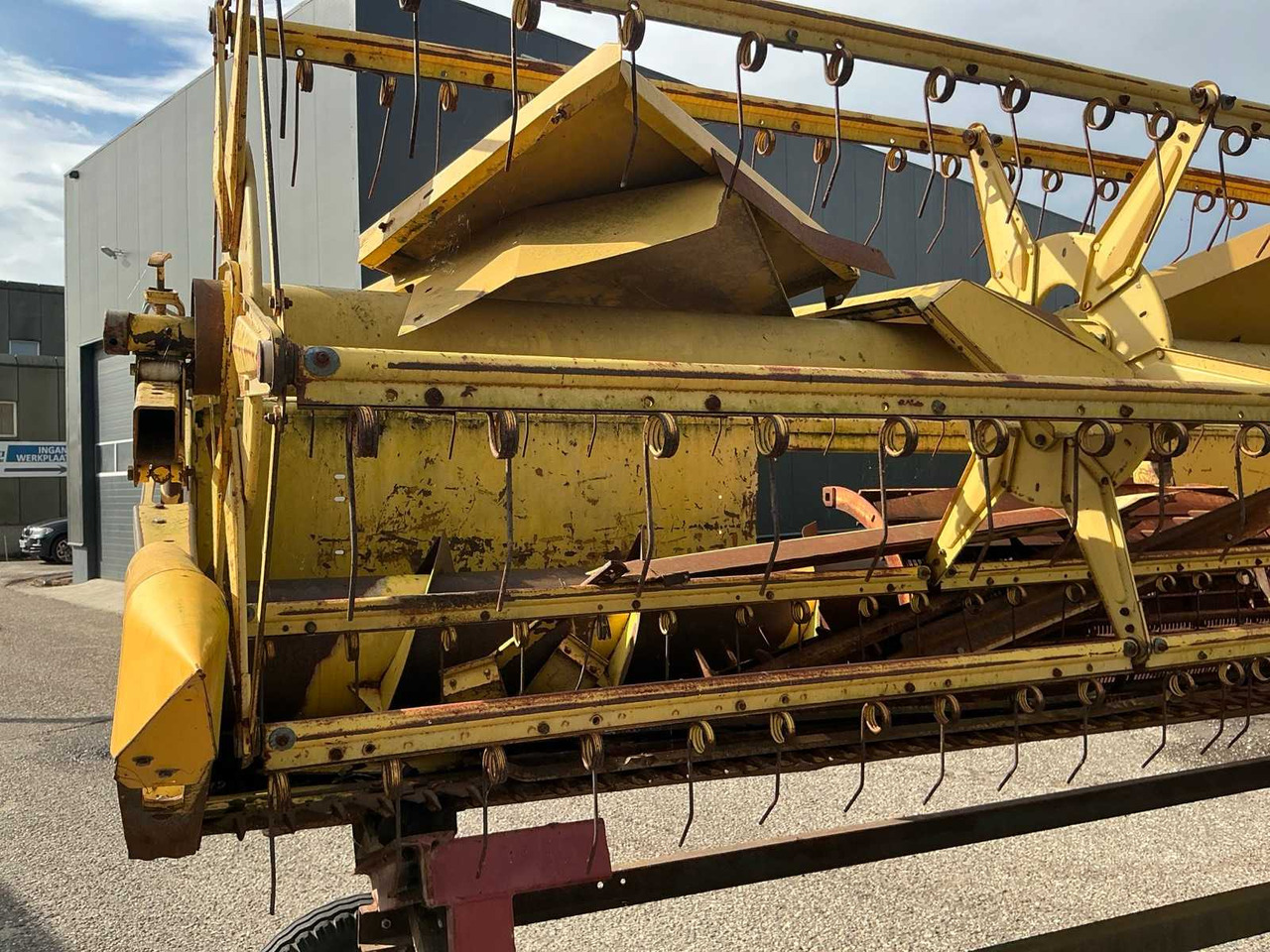 Matériel de récolte New Holland TF44