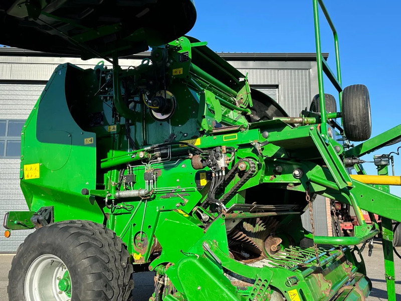 Machine agricole McHale F5500