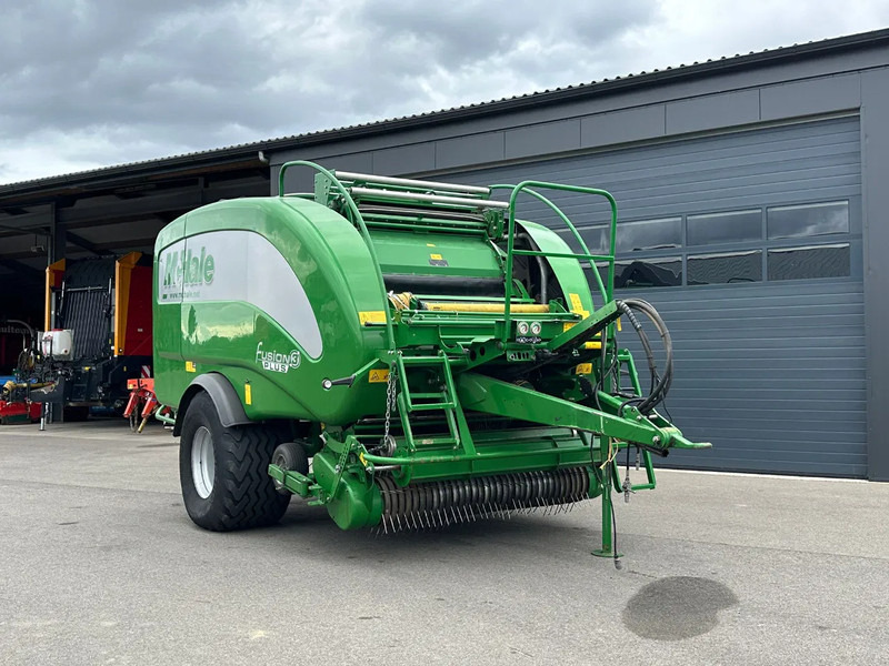 Machine agricole McHale Fusion 3 plus, bj 2015, balenstand 36.053
