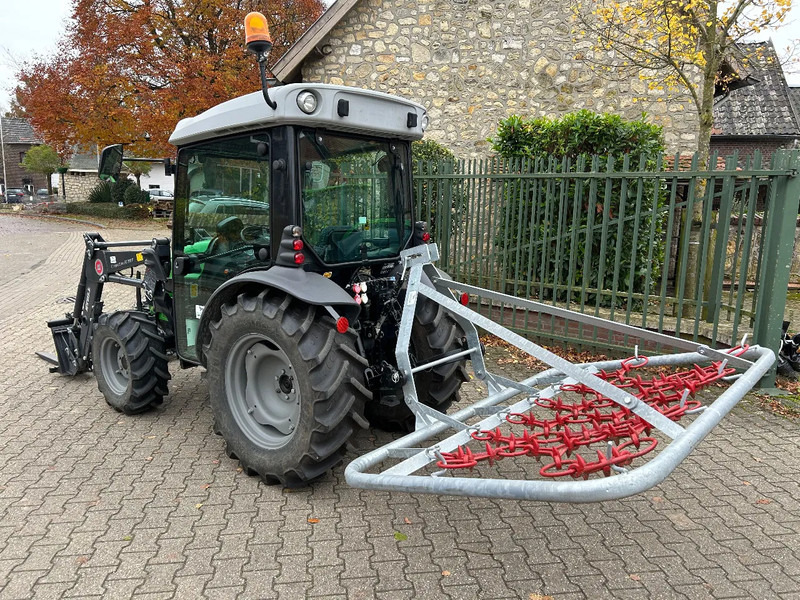 Micro tracteur Deutz Agrokid 230 + Stoll frontlader