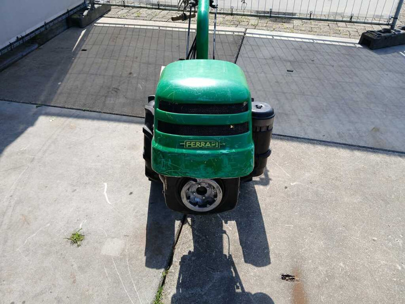 Micro tracteur Ferrari 307