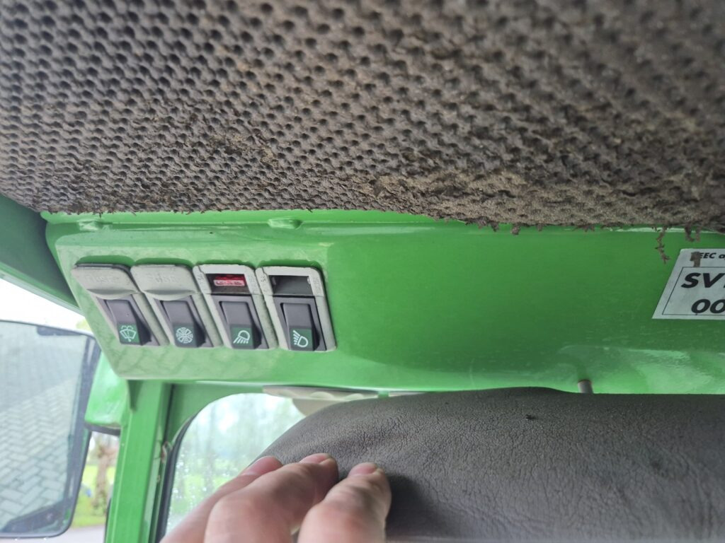 Micro tracteur JOHN DEERE 2520
