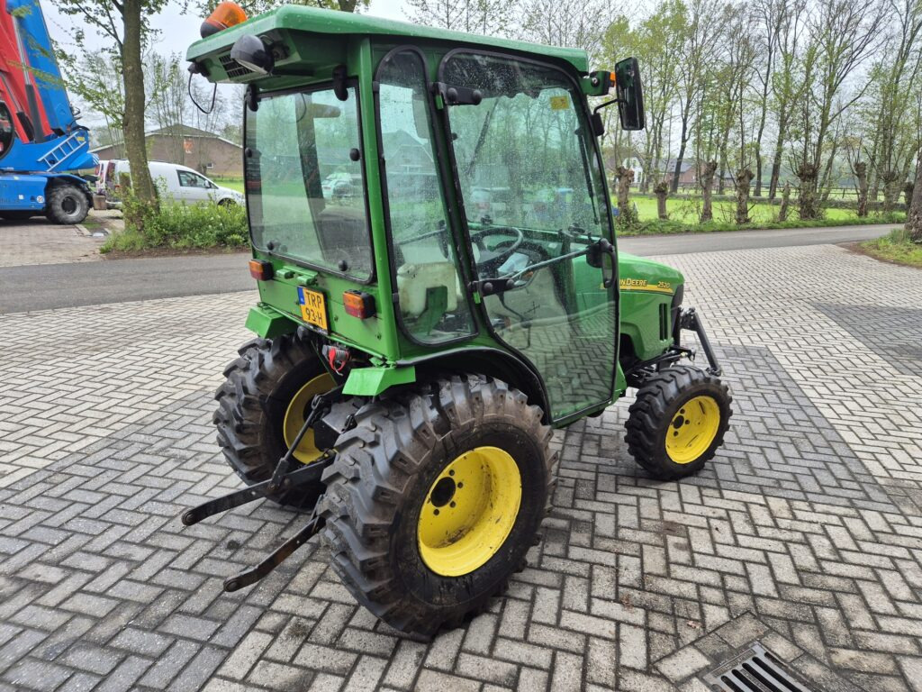Micro tracteur JOHN DEERE 2520