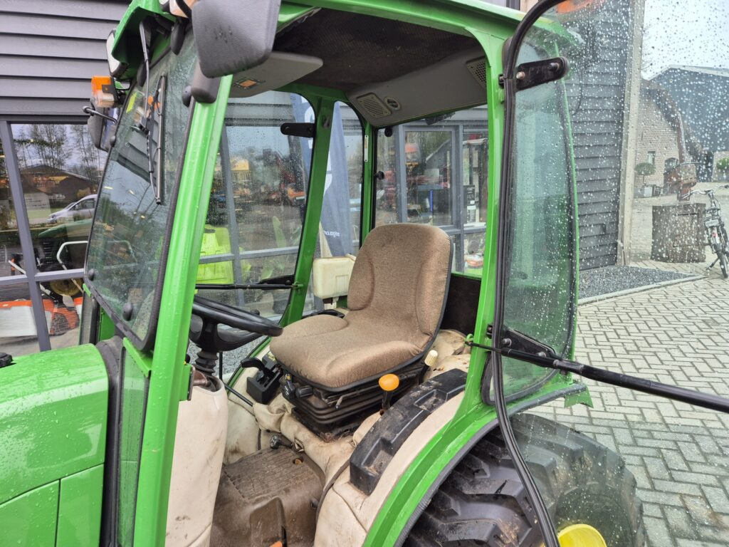 Micro tracteur JOHN DEERE 2520