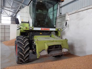 Moissonneuse-batteuse CLAAS DOMINATOR 150