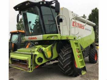 Moissonneuse-batteuse CLAAS LEXION 540