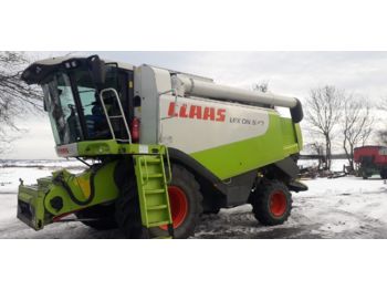 Moissonneuse-batteuse CLAAS Lexion 520