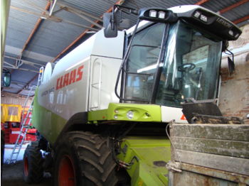 Moissonneuse-batteuse CLAAS Lexion 540