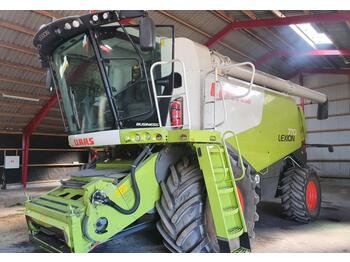 Moissonneuse-batteuse CLAAS Lexion 770