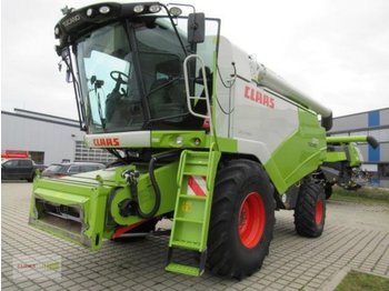 Moissonneuse-batteuse CLAAS TUCANO 570