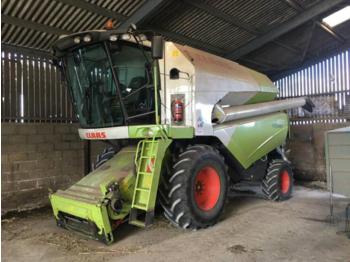Moissonneuse-batteuse CLAAS Tucano 430