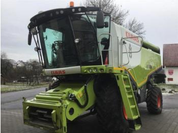 Moissonneuse-batteuse CLAAS lexion 740