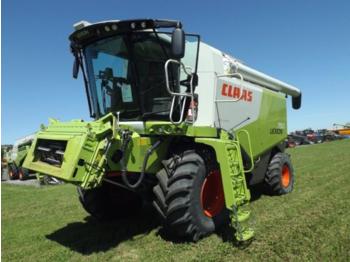 Moissonneuse-batteuse CLAAS lexion 750 montana & vario 750