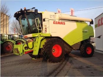 Moissonneuse-batteuse CLAAS tucano 560