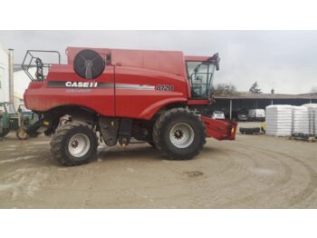 Moissonneuse-batteuse Case IH 8120