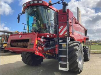 Moissonneuse-batteuse Case-IH 9230