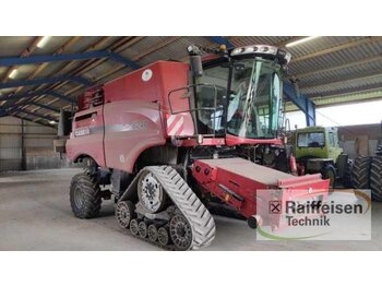 Moissonneuse-batteuse Case IH Case Axial Flow 8240