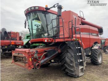 Moissonneuse-batteuse Case-IH axial flow 8230