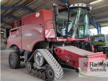 Moissonneuse-batteuse Case-IH case axial flow 8240