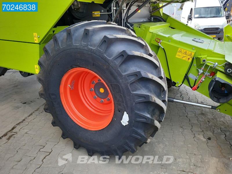 Moissonneuse-batteuse Claas Dominator 130 Dominator 130 4X2 4Mtr HEADER - PERKINS TIER 3