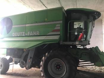 Moissonneuse-batteuse Deutz-Fahr 5680 HTS