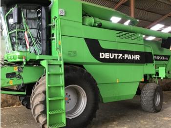 Moissonneuse-batteuse Deutz-Fahr 5690 hts