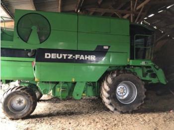 Moissonneuse-batteuse Deutz-Fahr 5690 hts