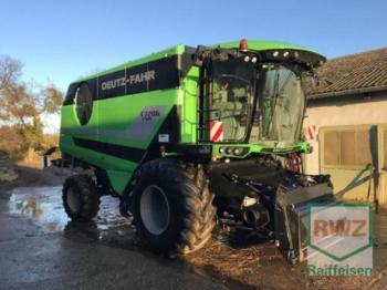 Moissonneuse-batteuse Deutz-Fahr C 7206 TSB