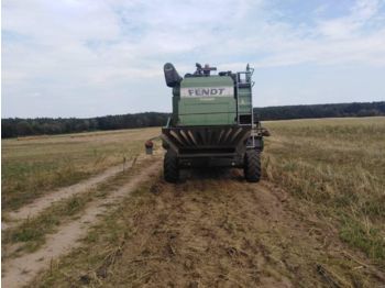 Moissonneuse-batteuse FENDT 5220 E
