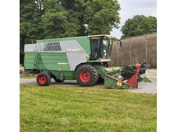 Moissonneuse-batteuse FENDT 5250