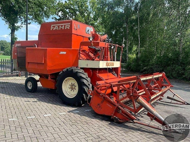 Moissonneuse-batteuse Fahr M88S