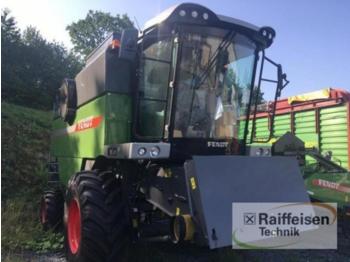 Moissonneuse-batteuse Fendt Mähdrescher 5225E