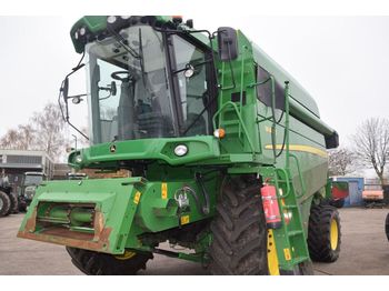 Moissonneuse-batteuse JOHN DEERE W440