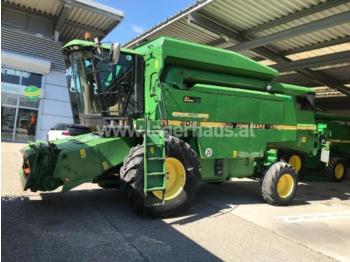 Moissonneuse-batteuse John Deere 2066hm