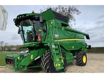 Moissonneuse-batteuse John Deere T670