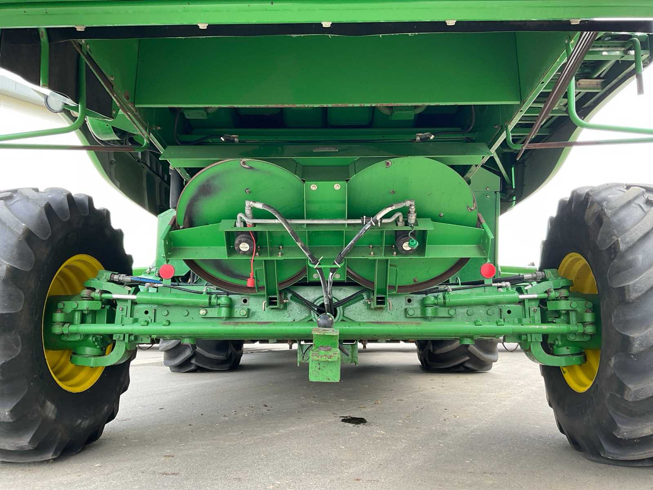 Moissonneuse-batteuse John Deere T670