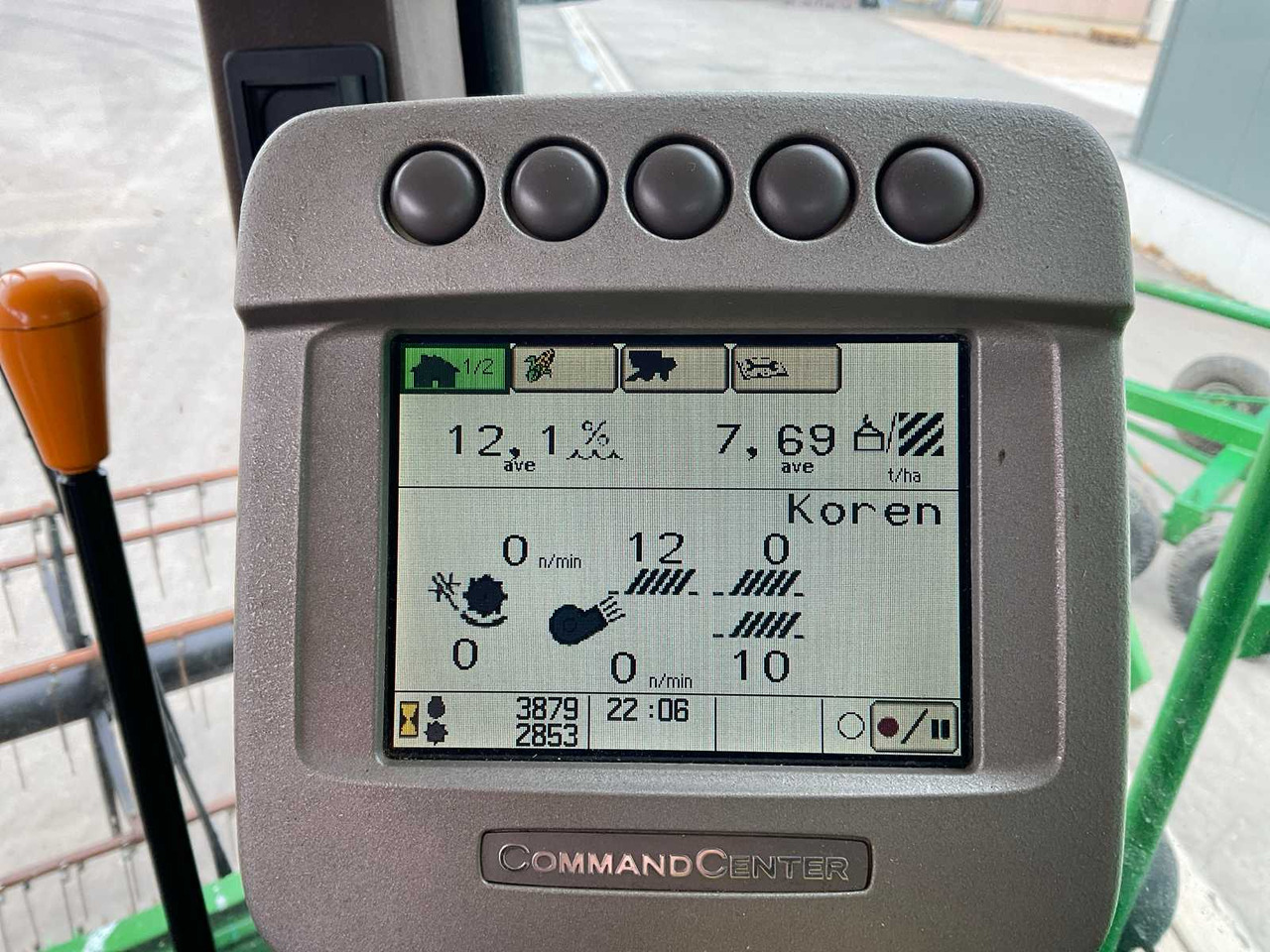 Moissonneuse-batteuse John Deere T670