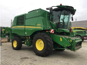 Moissonneuse-batteuse John Deere T 670i