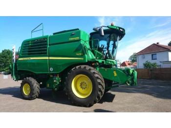 Moissonneuse-batteuse John Deere t670