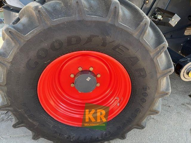 Moissonneuse-batteuse LEXION 750 Claas