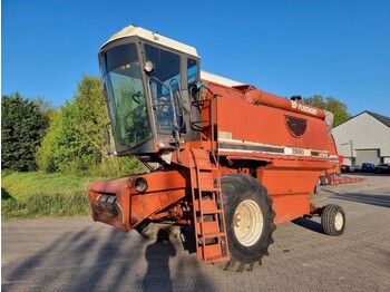 Moissonneuse-batteuse Laverda 3500