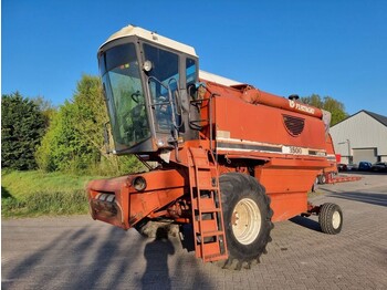 Moissonneuse-batteuse Laverda 3500