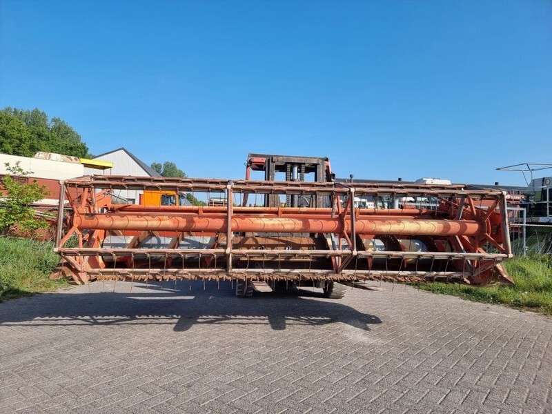 Moissonneuse-batteuse Laverda 3500